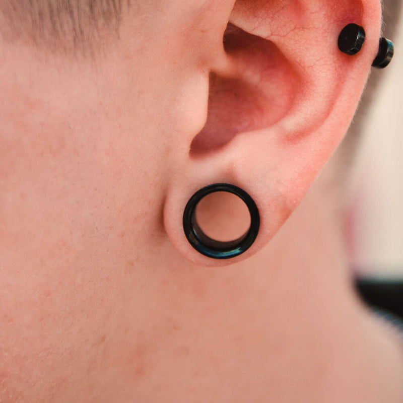 Tunnels, plugs and tubes