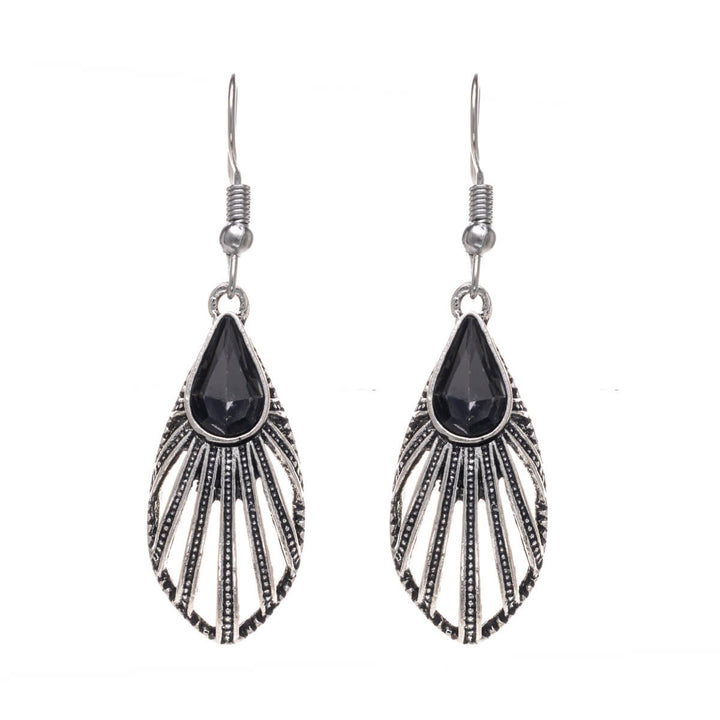 Hanging metal drop earrings