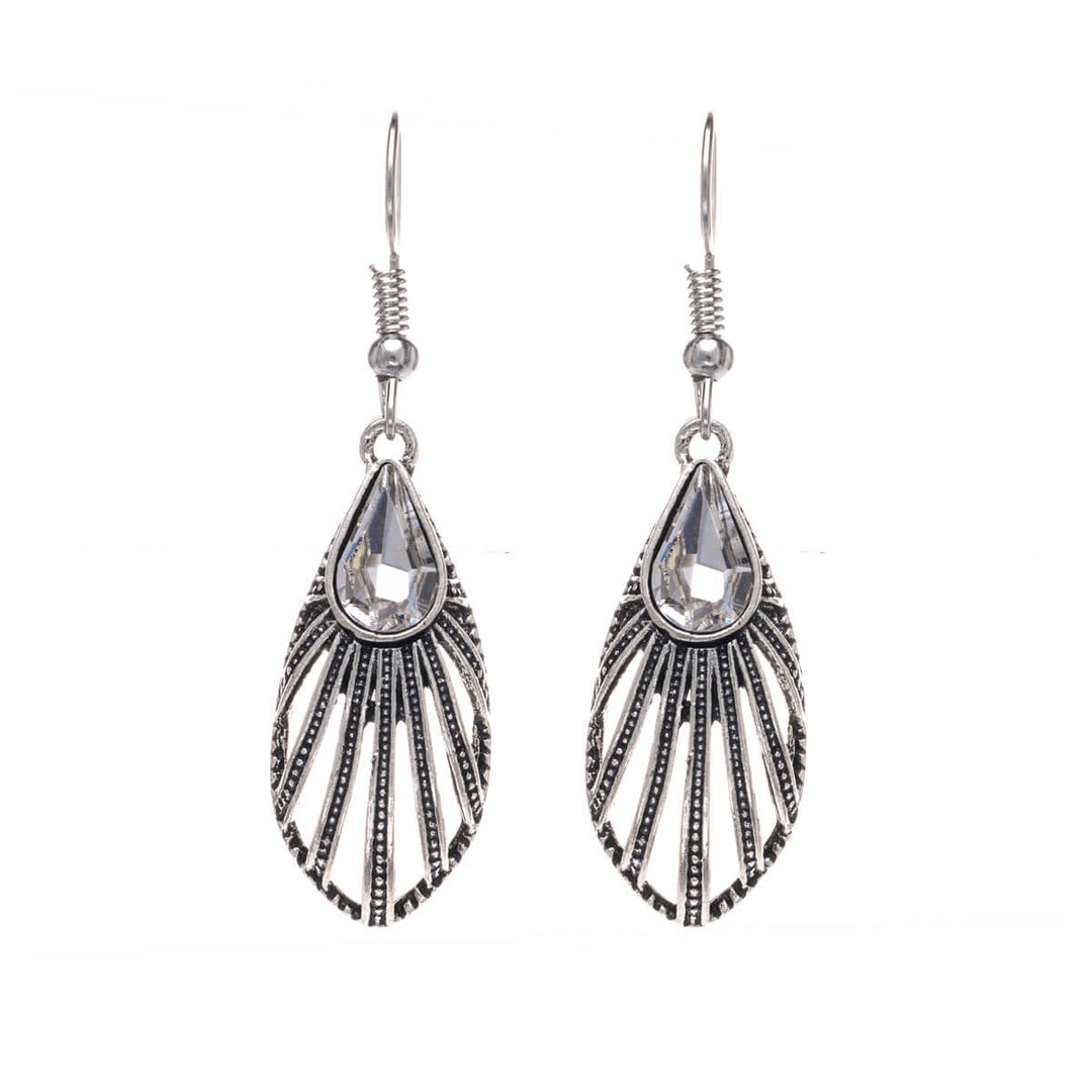 Hanging metal drop earrings