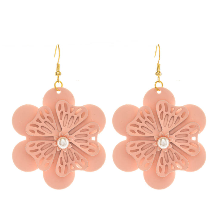 Hanging flower earrings with pearl