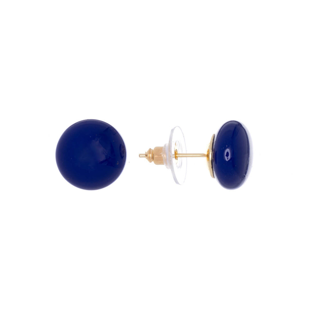 Flat pearl earrings