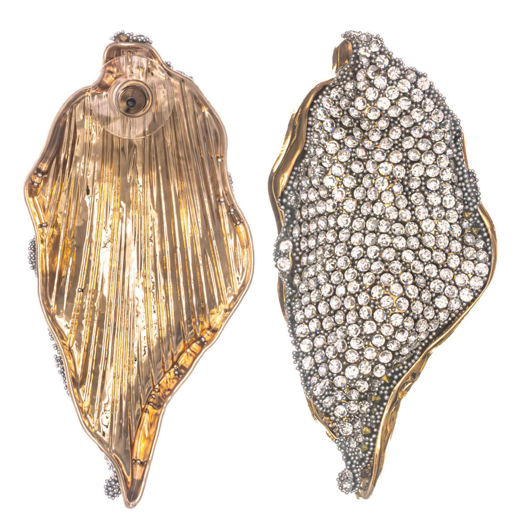 Örhängen med strassblad