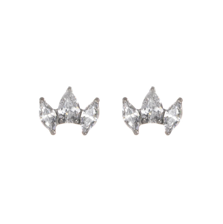 Böjda örhängen i titan med markisformade zirkoner, 5,5 mm (G23)
