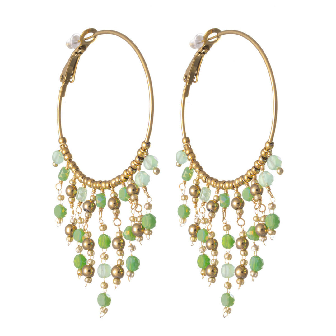 Earrings with hanging pearl decorations
