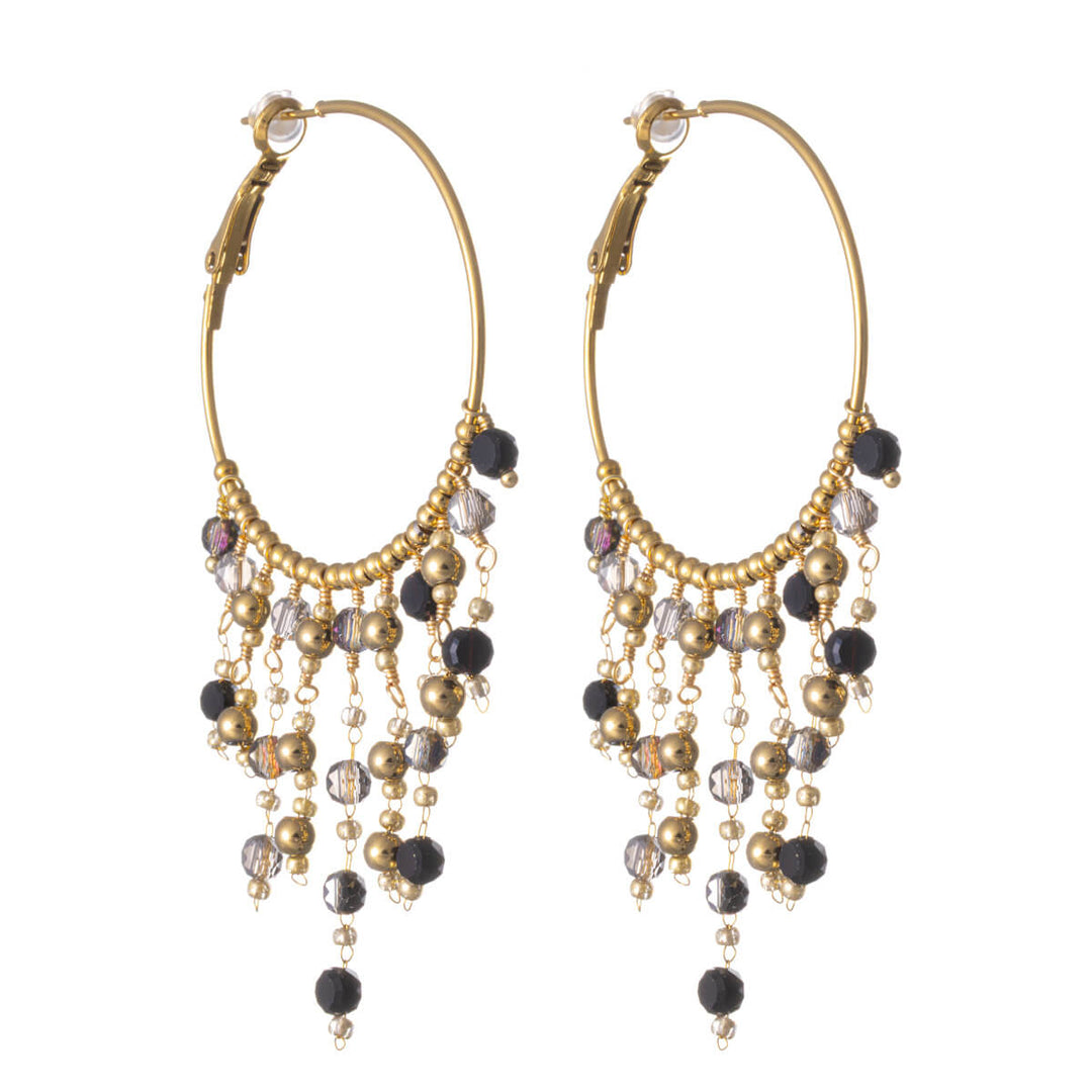 Earrings with hanging pearl decorations