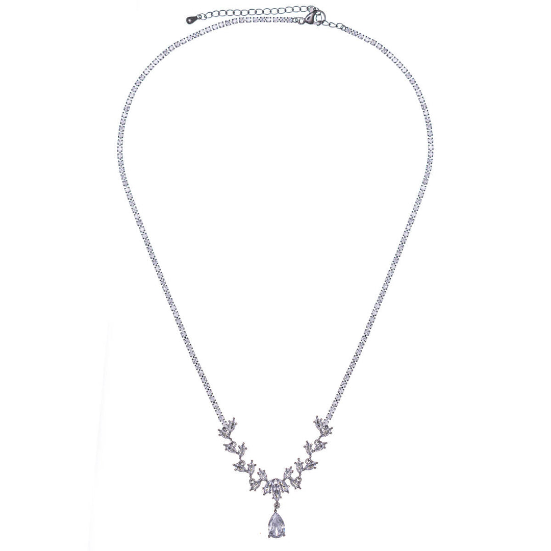 Vinstockliknande halsband i zirkoniumoxid