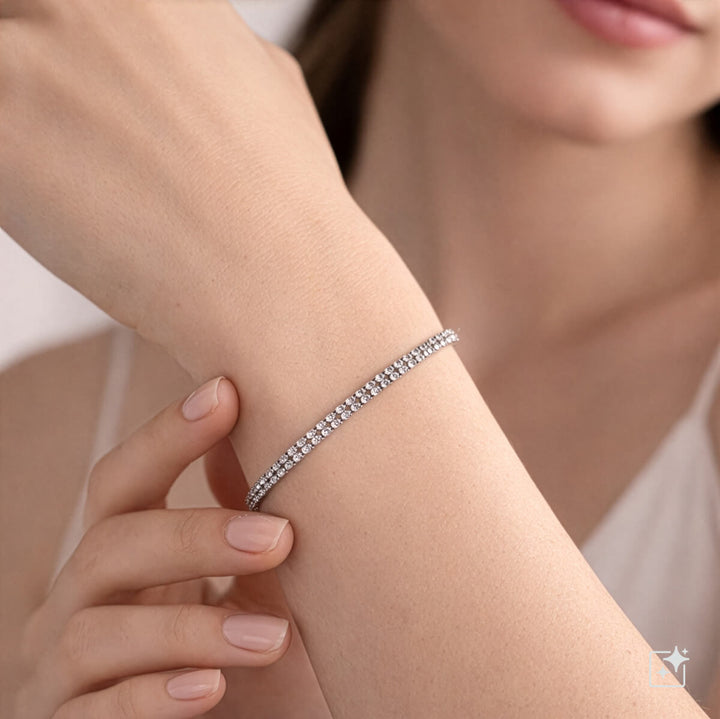 Dubbelradigt tennisarmband med runda zirkoner