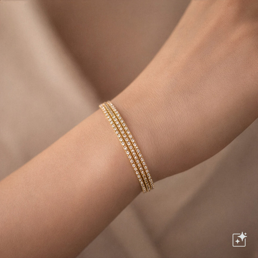 Tre-radigt tennisarmband med runda zirkoner