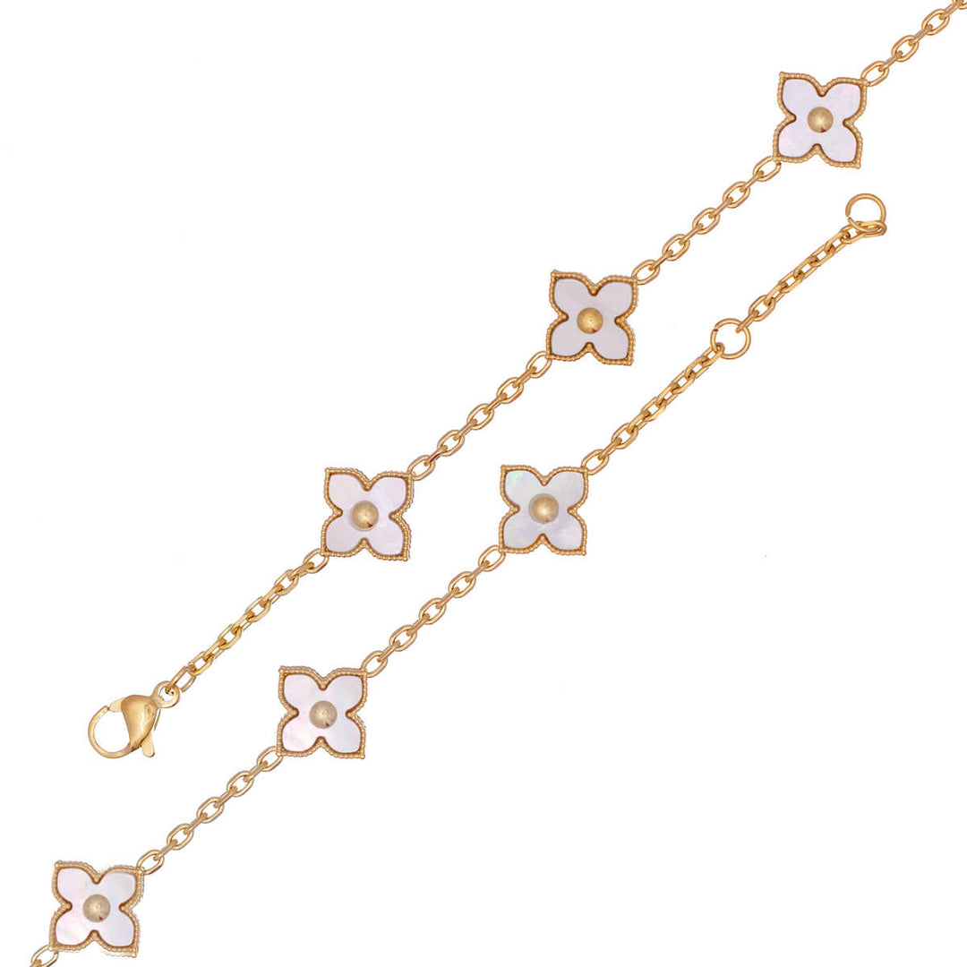 Delicate four-leaf clover bracelet with pearl finish (PVD gold-plated steel)