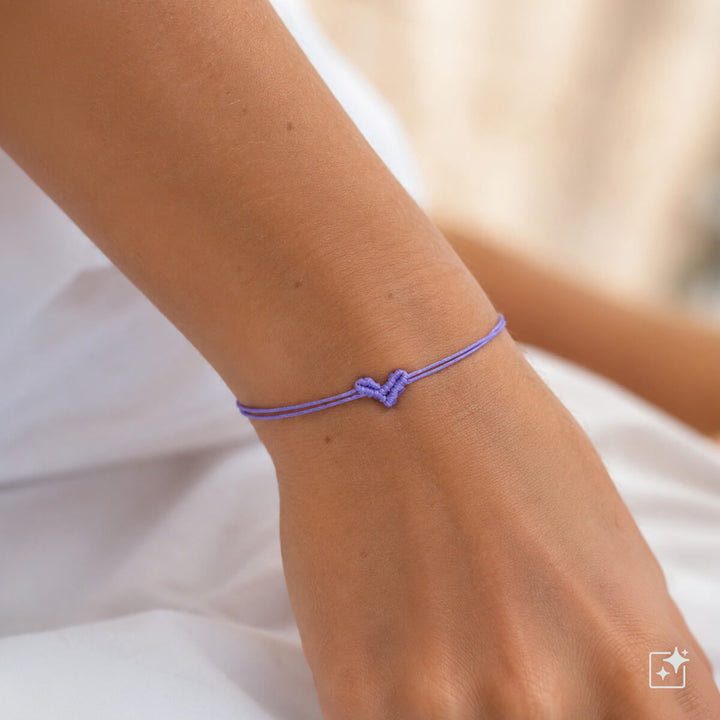 Justerbart hjärtformat armband