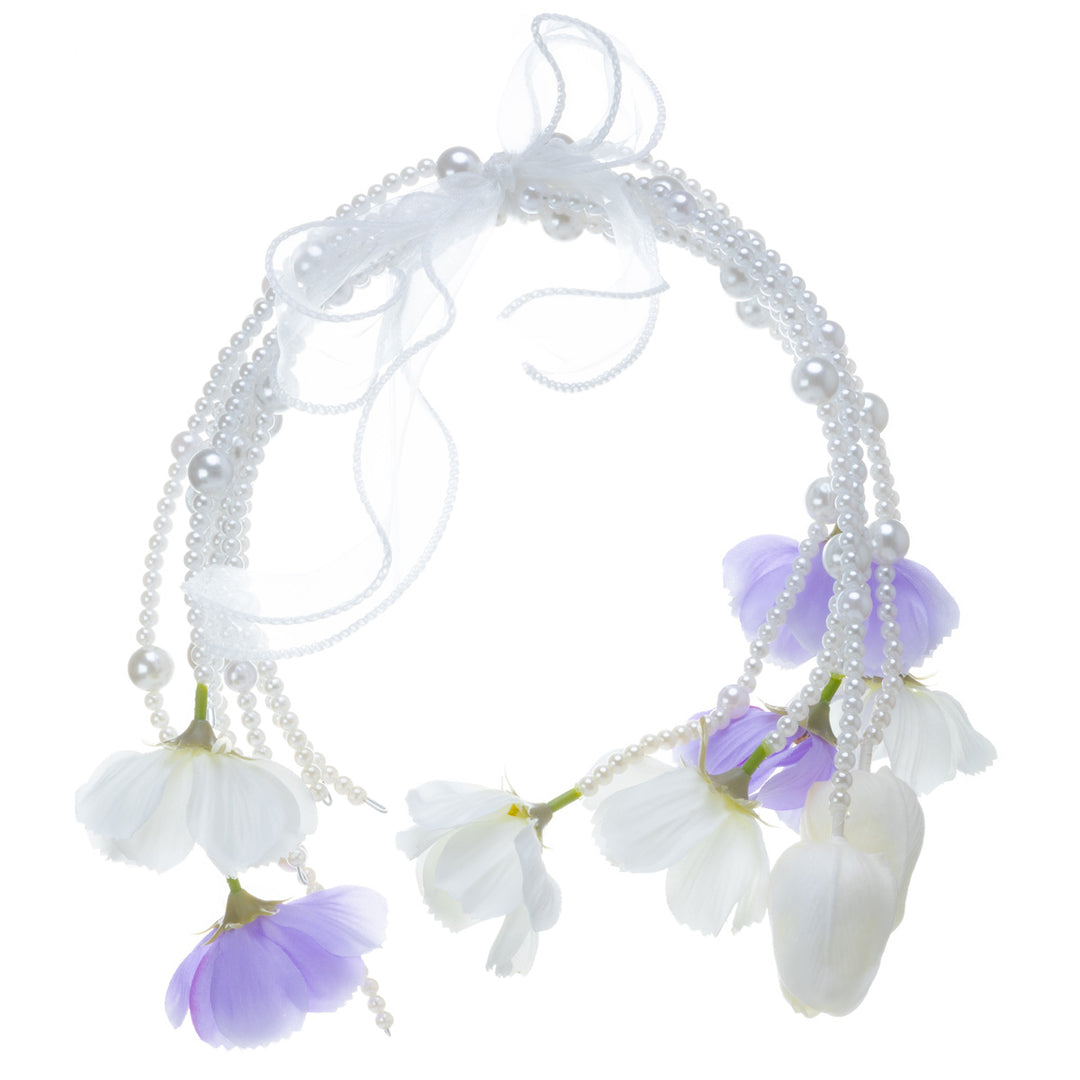 Helmikaari brudbukett – vit-lila konstgjorda blommor
