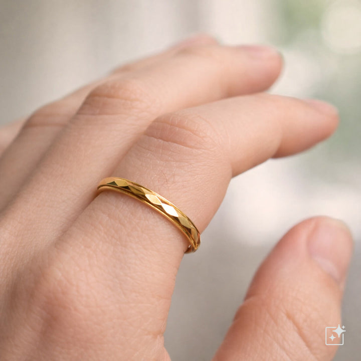 Golden narrow beveled stress ring Spinner 3mm (Steel 316L)