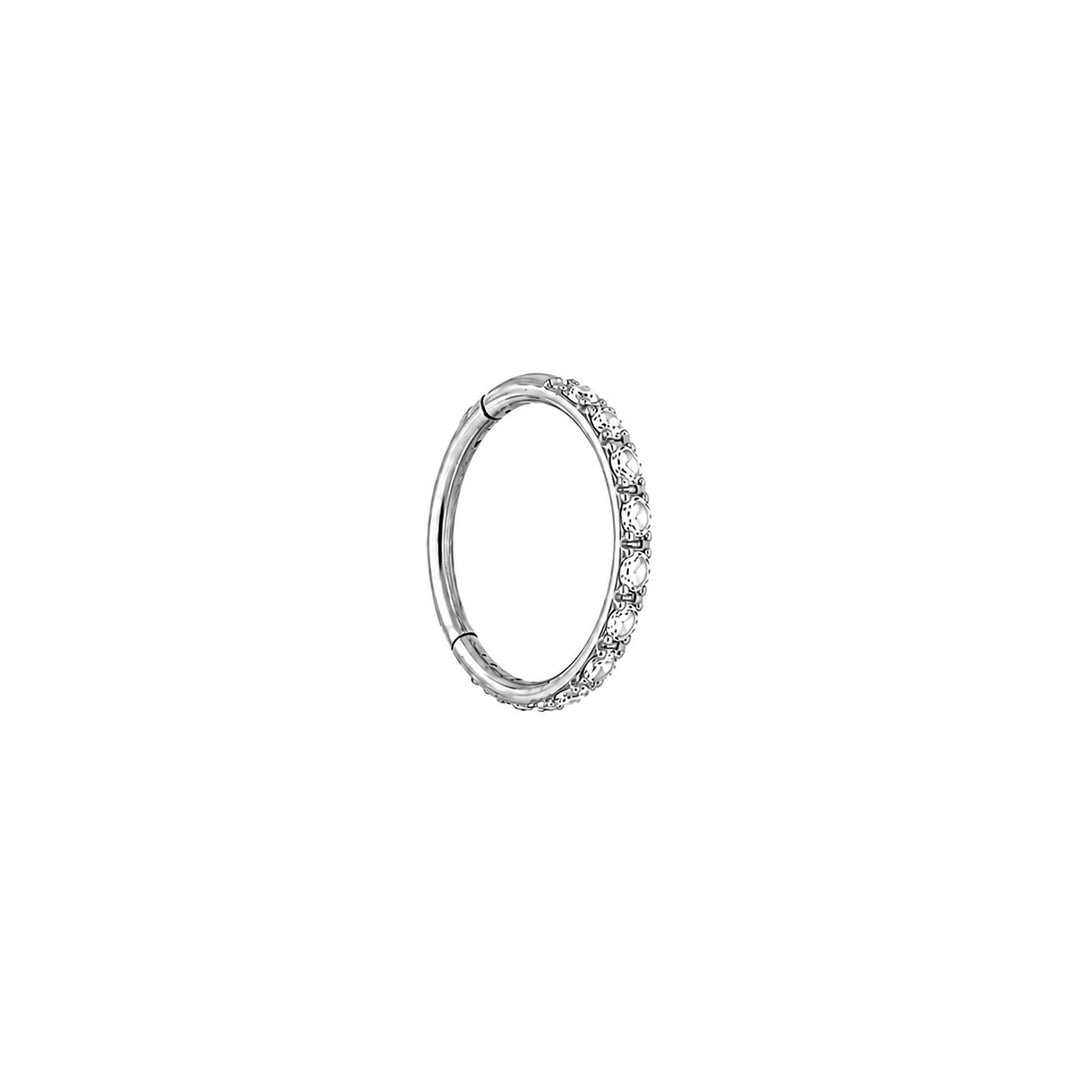 Tunn titan-clicker-genomborrningsring med zirkonia-stenar, 0,8 mm (Titan G23)