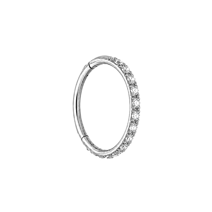 Tunn titan-clicker-genomborrningsring med zirkonia-stenar, 0,8 mm (Titan G23)