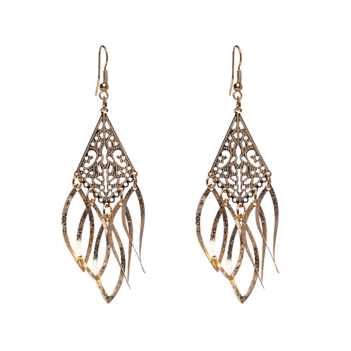 Hanging thin earrings