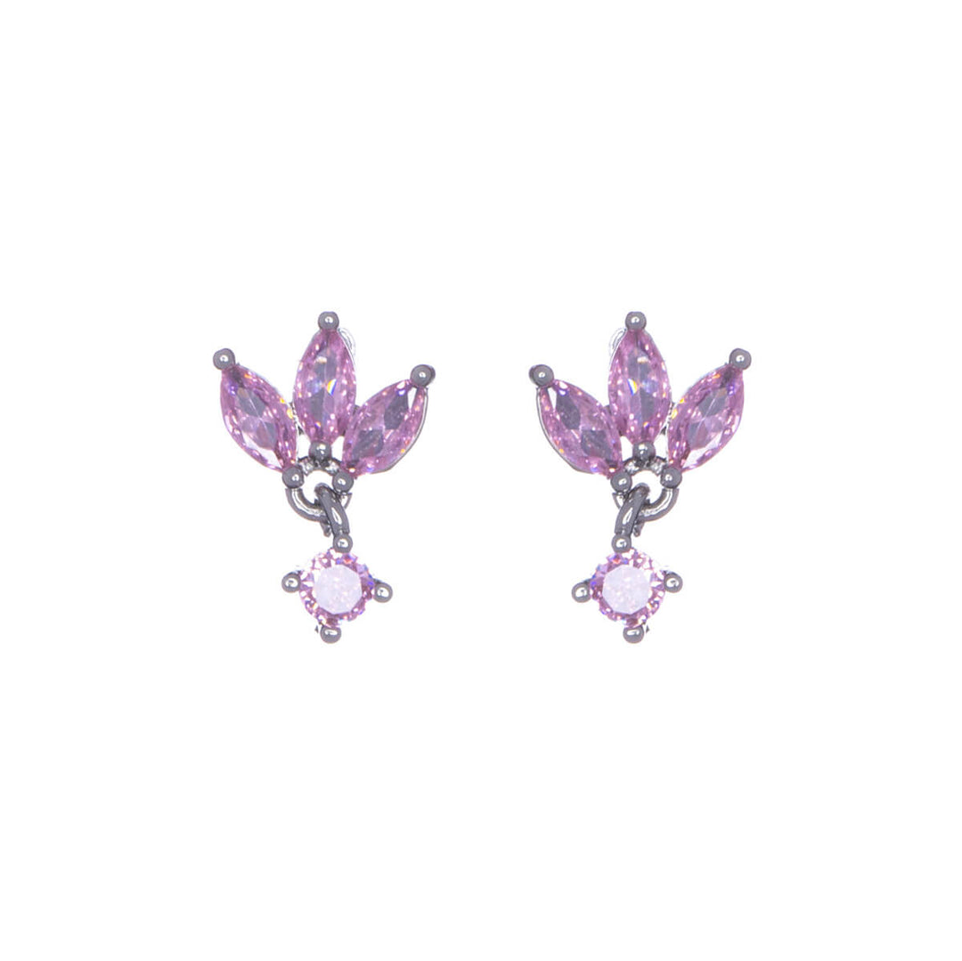 Delicate zirconia earrings