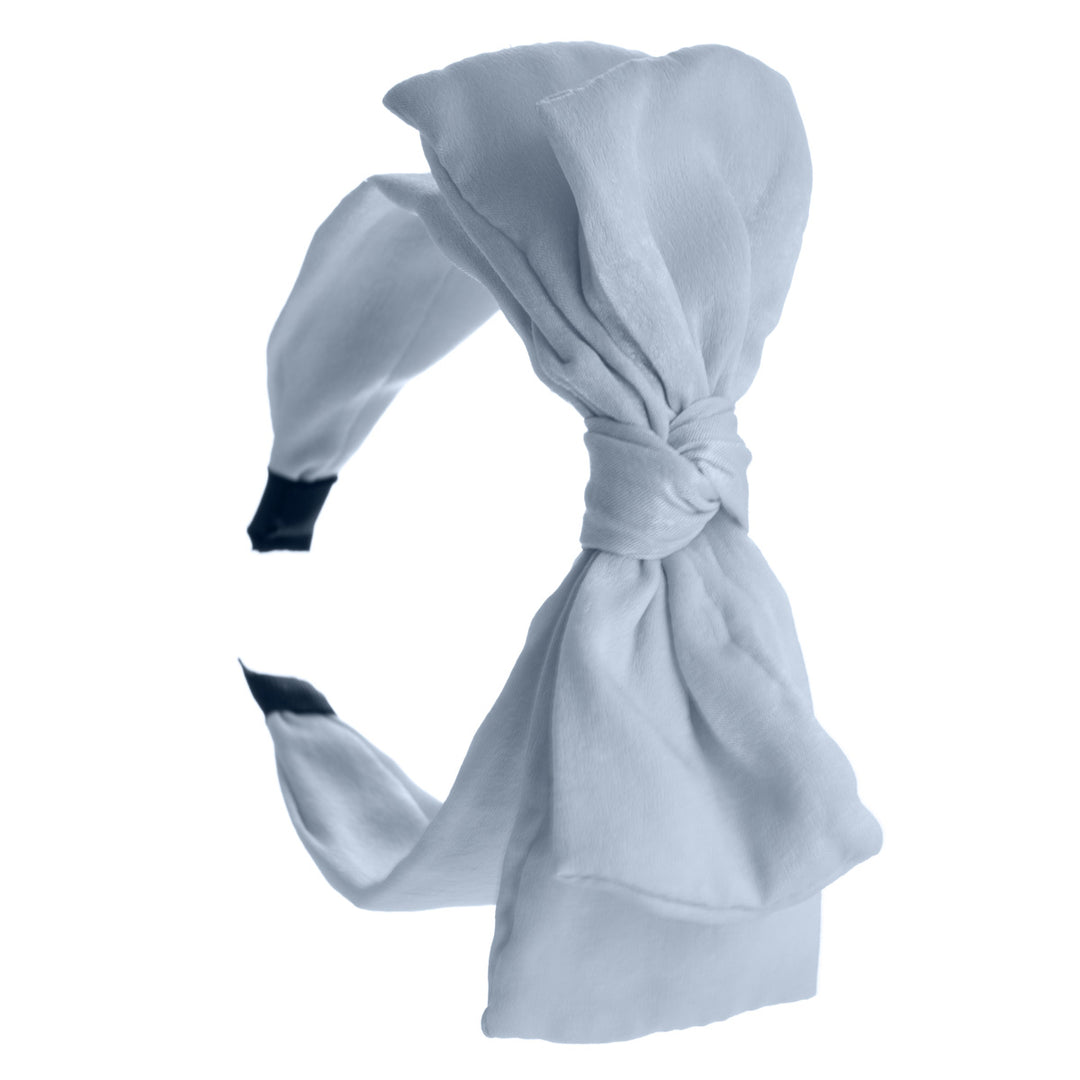 A wide banter of a hairstyle