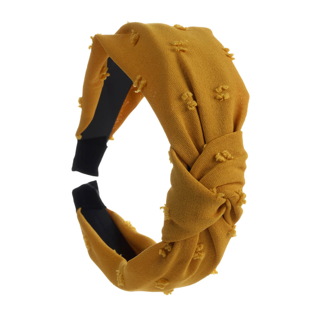 Knots with a hairstyle with a nipple