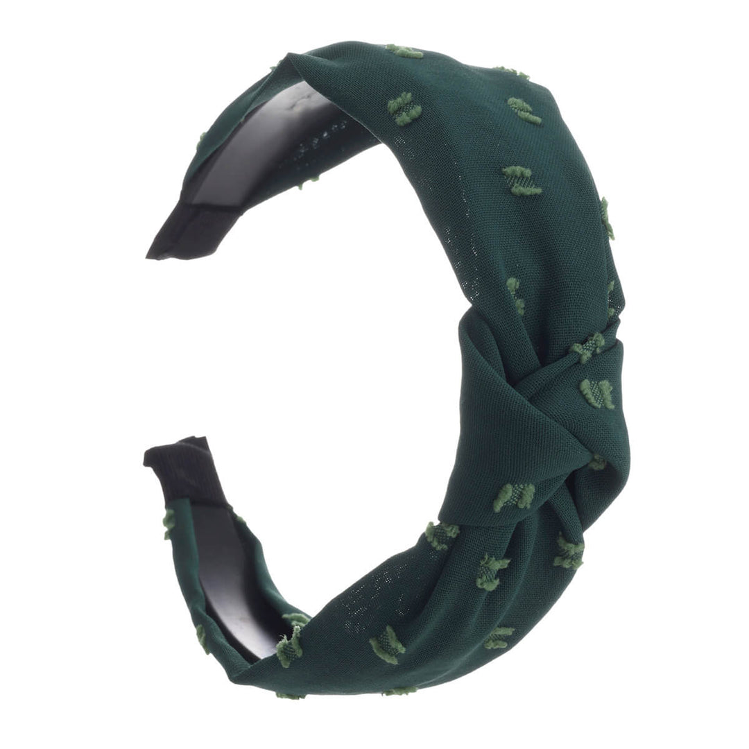 Knots with a hairstyle with a nipple