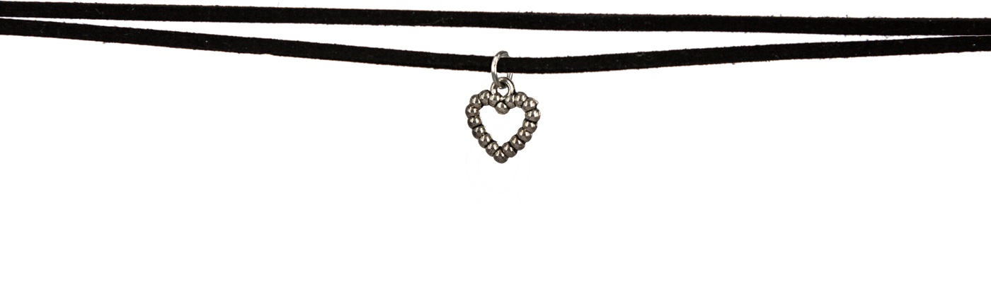 Heart choker necklace